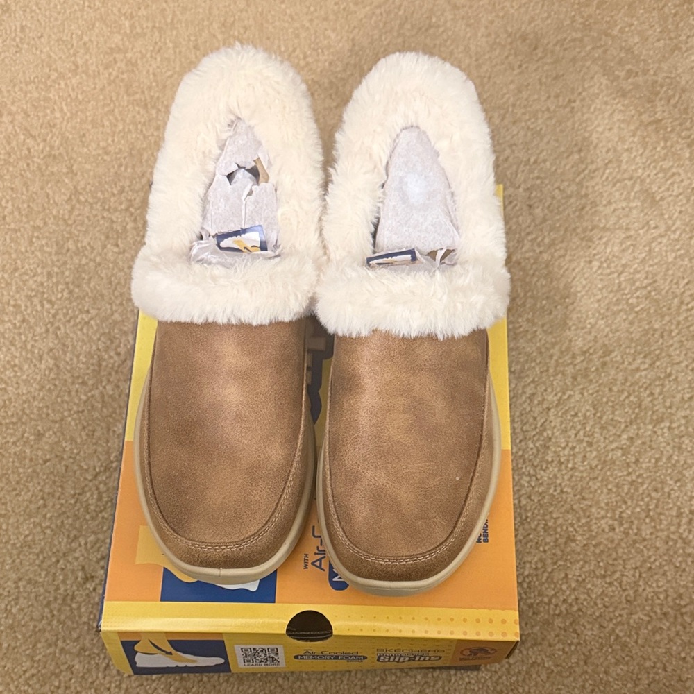 Skechers Cozy Escape Tan and Cream Fur-Lined Slippers